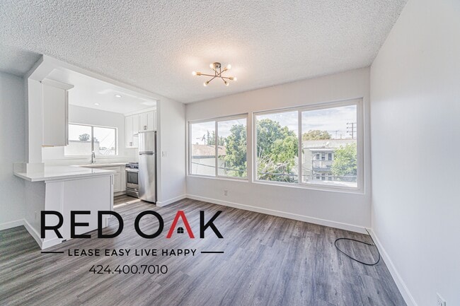 1051 N Gardner St, Unit 10 in West Hollywood, CA - Building Photo - Building Photo