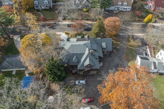 49 Edgewood Way - NO AVAILABILITIES! in New Haven, CT - Building Photo - Building Photo