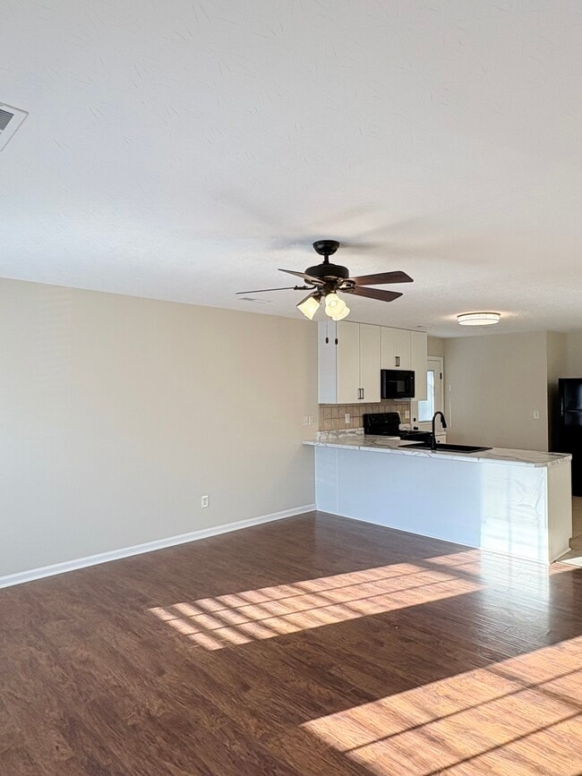 401 Catalpa Cir in Bowling Green, KY - Building Photo - Building Photo