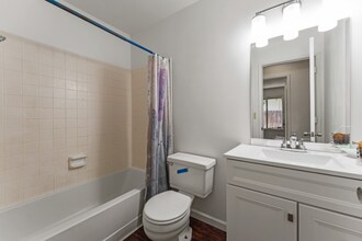 1130 Rudger Way in Sacramento, CA - Building Photo - Building Photo