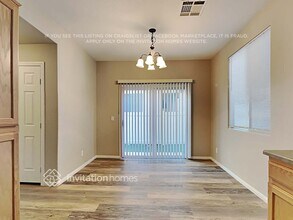 1316 Sun Village Ave in Las Vegas, NV - Foto de edificio - Building Photo