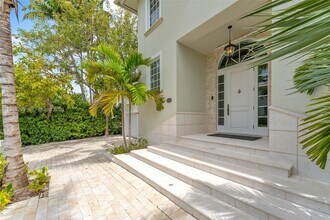 797 Ridgewood Rd in Key Biscayne, FL - Building Photo - Building Photo