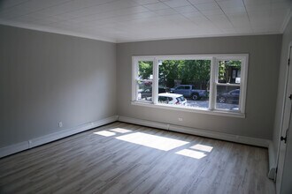 1652 N Kedvale Ave in Chicago, IL - Building Photo - Building Photo