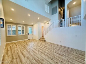 777 Valley Rise Dr in Henderson, NV - Building Photo - Building Photo