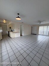 2000 Agora Cir SE in Palm Bay, FL - Building Photo - Building Photo