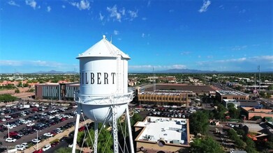 5475 S Cardinal St in Gilbert, AZ - Building Photo - Building Photo