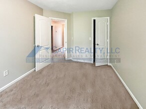 1716 Old Dogwood in Jonesboro, GA - Building Photo - Building Photo
