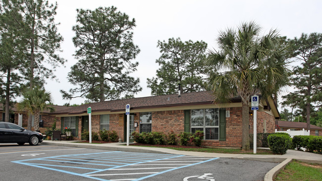 Sugar Hill Apartments in Pensacola, FL - Building Photo - Building Photo