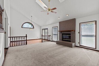 3815 Melstone Ct in Florissant, MO - Building Photo - Building Photo