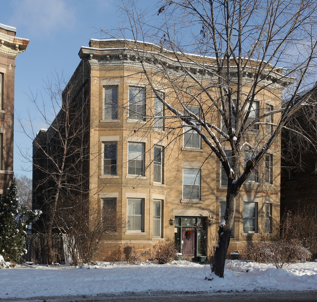 661 Grand Ave in St. Paul, MN - Building Photo - Building Photo