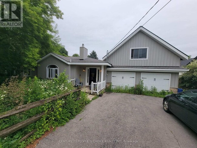 property at 2566-2562 Sideroad 2