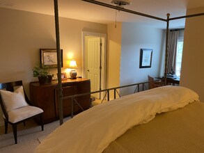 1121 Surrey Ln in Greensboro, GA - Building Photo - Building Photo