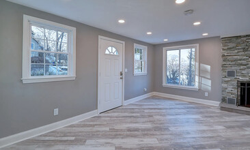 20 Seminole Trail in East Hampton, CT - Building Photo - Building Photo