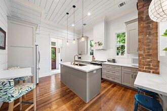 2019 Crockett St in Houston, TX - Building Photo - Building Photo