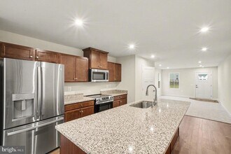 8901 Blackthorne Pl in Fredericksburg, VA - Building Photo - Building Photo