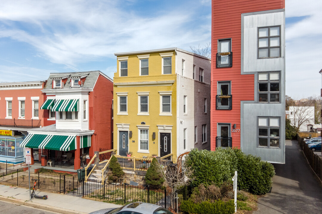 3579 Warder St NW in Washington, DC - Building Photo