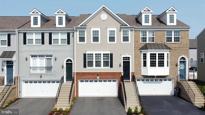 8914 Haversack Hunt Wy in Manassas, VA - Building Photo