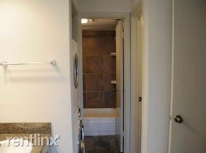 8888 Tallwood Dr-Unit -Unit 1307 in Austin, TX - Building Photo - Building Photo