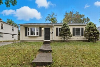 8209 Gilmore Rd in Indianapolis, IN - Building Photo - Building Photo