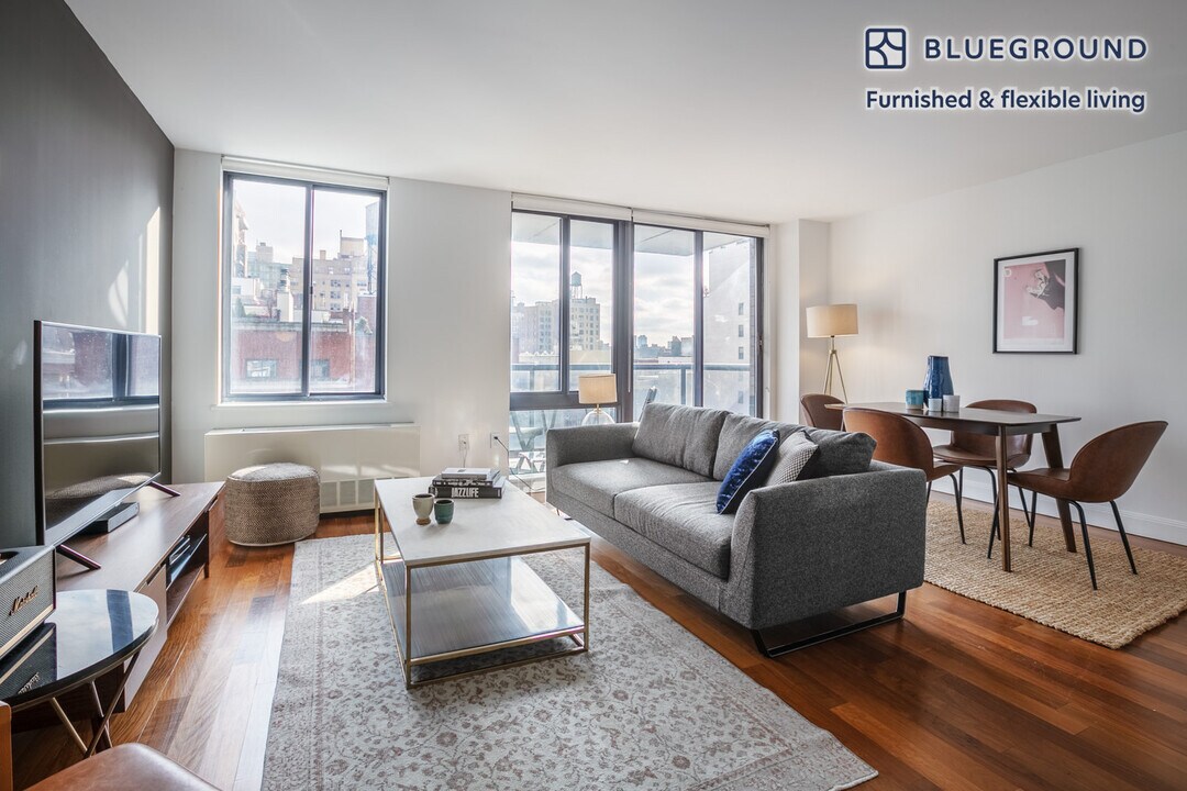 290 3rd Ave in New York, NY - Building Photo