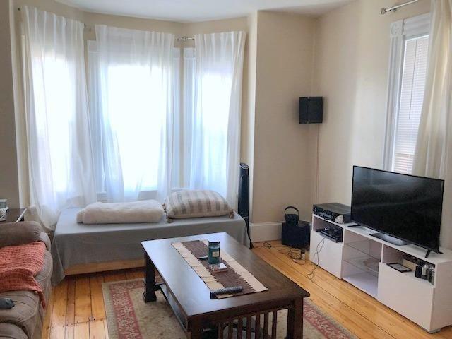 44 Elm St in Somerville, MA - Building Photo