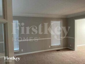 1133 Burlingame Ct in Nashville, TN - Foto de edificio - Building Photo