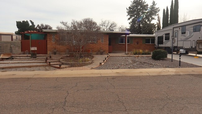 1516 Cushman Dr in Sierra Vista, AZ - Building Photo - Building Photo