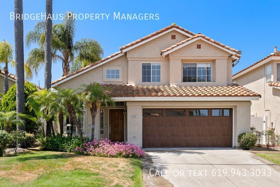 2307 Terraza Ribera in Carlsbad, CA - Building Photo