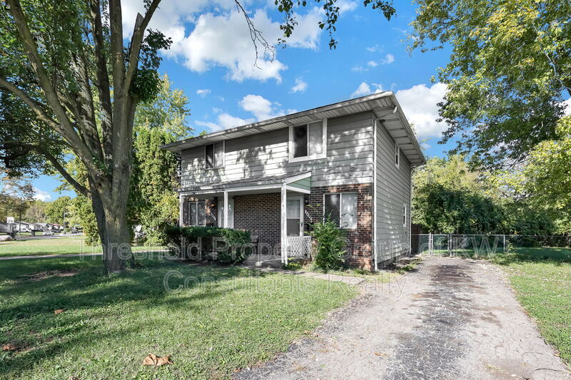 3490 Clarkston Ave in Columbus, OH - Building Photo