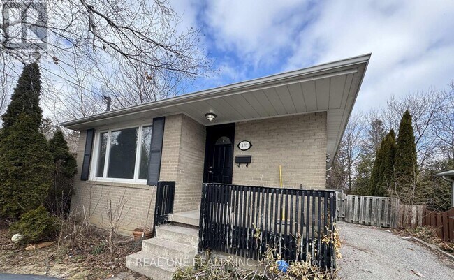 437 Taylor Mills Dr N in Richmond Hill, ON - Building Photo - Building Photo
