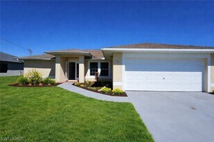 3012 40th St SW in Lehigh Acres, FL - Building Photo