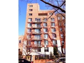 423 Ocean Pky in Brooklyn, NY - Building Photo