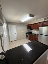 4132 Longshore Ave in Philadelphia, PA - Building Photo - Building Photo