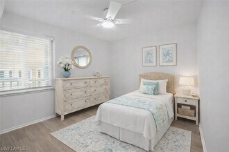 1001 Foxfire Ln in Naples, FL - Building Photo - Building Photo