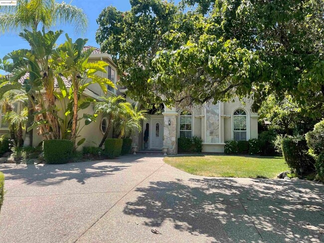 property at 1765 Duchess Terrace