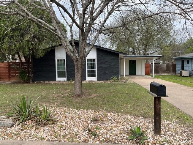 5806 Glenhollow Path in Austin, TX - Building Photo - Building Photo
