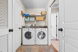 28 N Colgate Ave in Longport, NJ - Building Photo - Building Photo