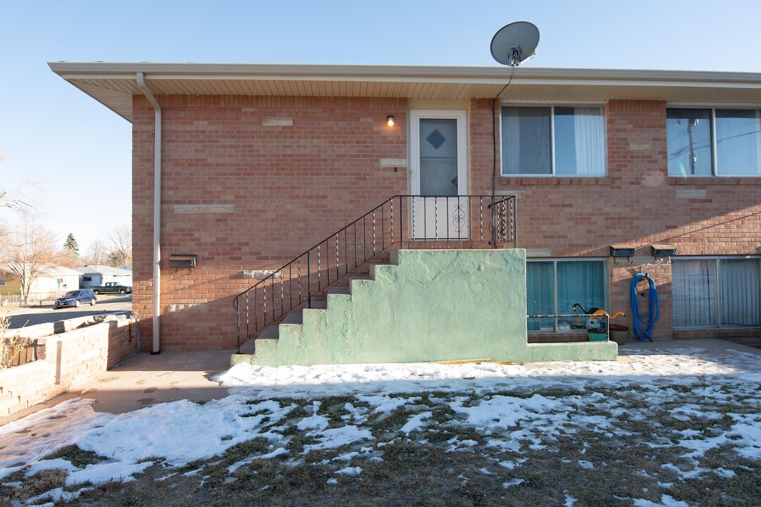 1749 Oxford Dr in Cheyenne, WY - Foto de edificio