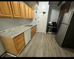 1772 Whittier St, Unit A in Rahway, NJ - Building Photo