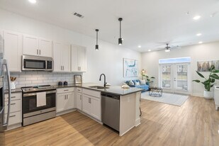 Oak Grove at Blake Farm in Wilmington, NC - Building Photo