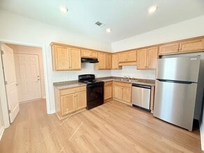 8927 Untreiner Ave in Pensacola, FL - Building Photo - Building Photo