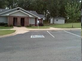 Richwood Apartments in Ash Flat, AR - Building Photo