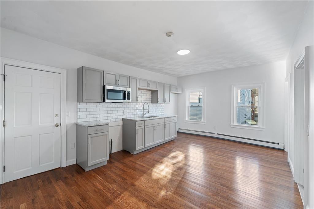 416 Admiral St-Unit -1R in Providence, RI - Building Photo