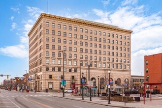 Market District Lofts in Cleveland, OH - Building Photo - Building Photo
