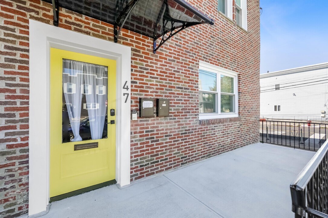 47 Carlton Ave in Jersey City, NJ - Building Photo
