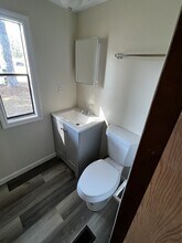 103 Hussey Mhp Ln in Beulaville, NC - Building Photo - Building Photo