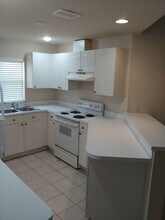 123 NE 16th Pl in Cape Coral, FL - Building Photo - Building Photo