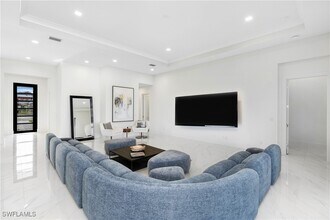 9675 Moonflower Ct in Naples, FL - Building Photo - Building Photo