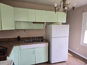 214 Delaware Ave in Warner Robins, GA - Building Photo - Building Photo