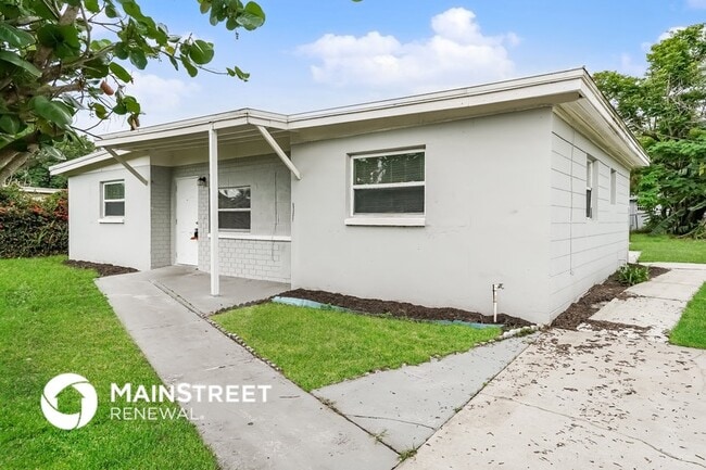 property at 1507 Gardenia Ave